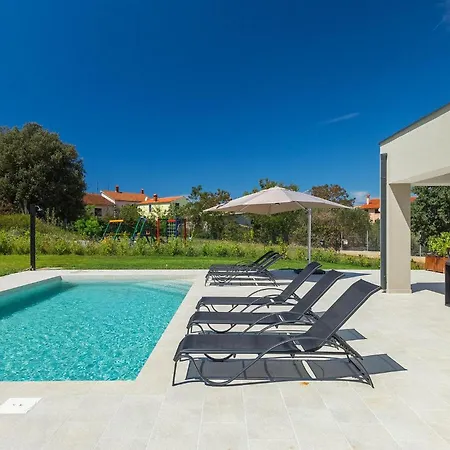 Lia Holiday home