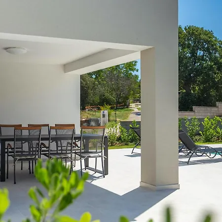 Holiday home Lia