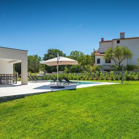 Holiday home Lia *